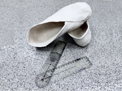 negative cast of patiants foot ready for custo orthotics