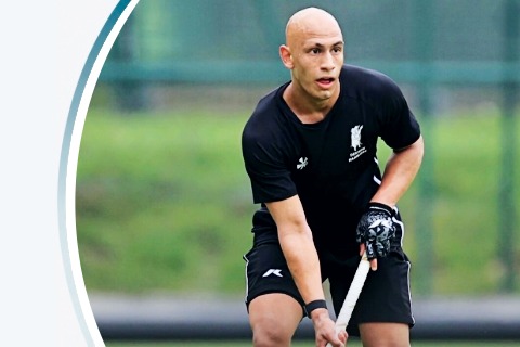 Bobby Bhogal, a hockey player, showing sports serices in Leeds