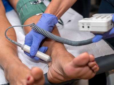 Cardio‐ankle vascular index, tibial pulse