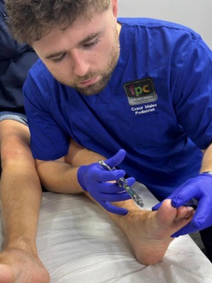 conor injecting foot